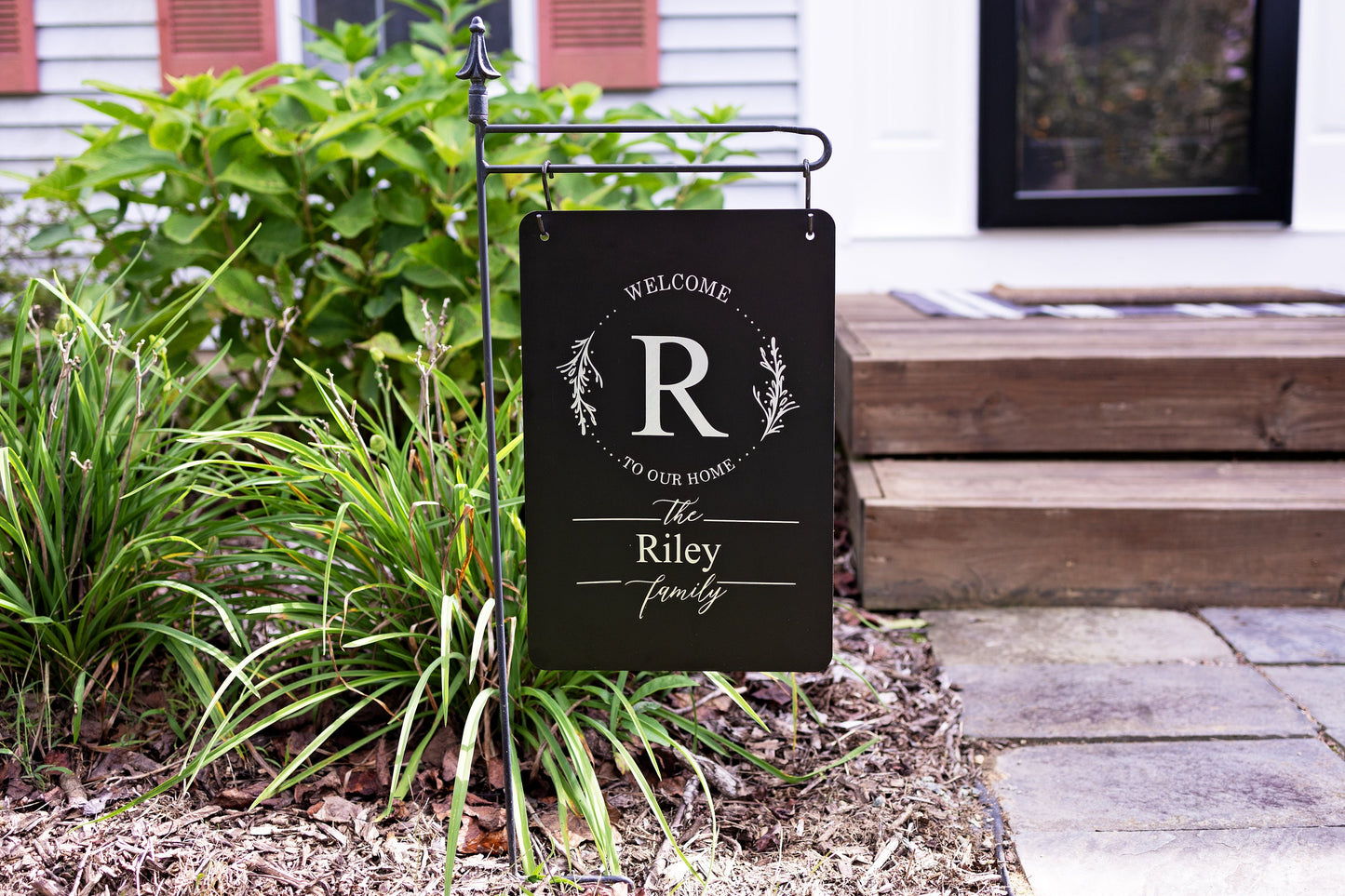 Personalized Metal Garden Sign – Family Monogram “Welcome to Our Home” Yard Flag