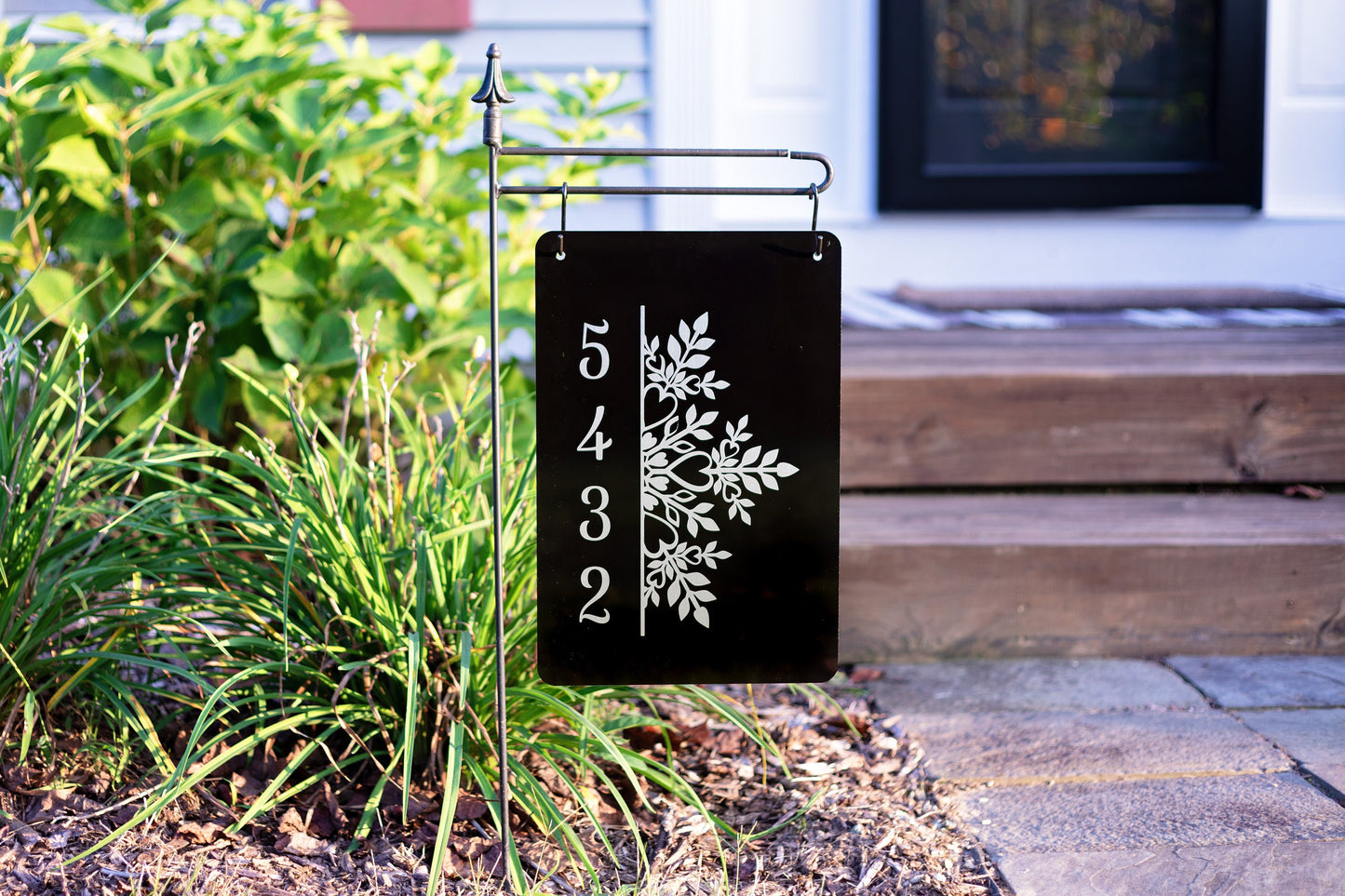 Custom House Number Metal Yard Sign – Aluminum Snowflake Address Sign