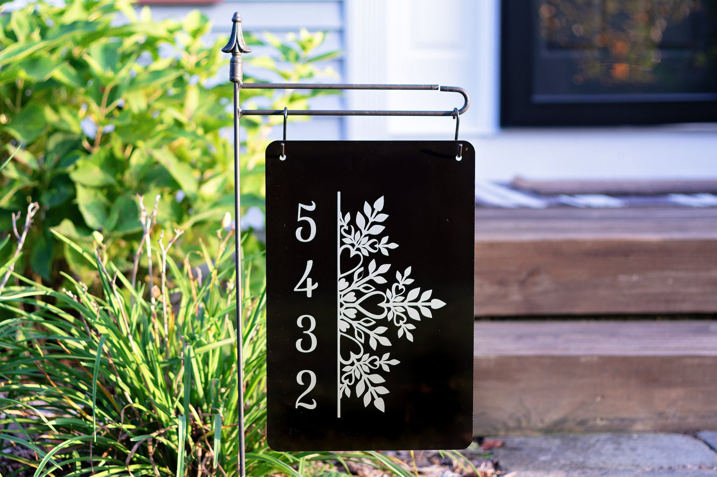 Custom House Number Metal Yard Sign – Aluminum Snowflake Address Sign